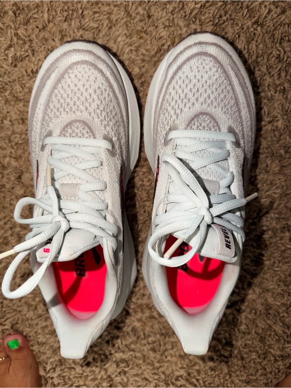 Brooks Women's White and Mauve-Pink- red- burgundy- Running Shoe - Picture 8 of 13
